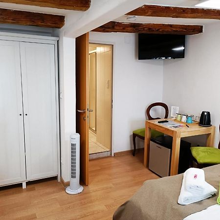 זלצבורג Cityhotel Junger Fuchs מראה חיצוני תמונה